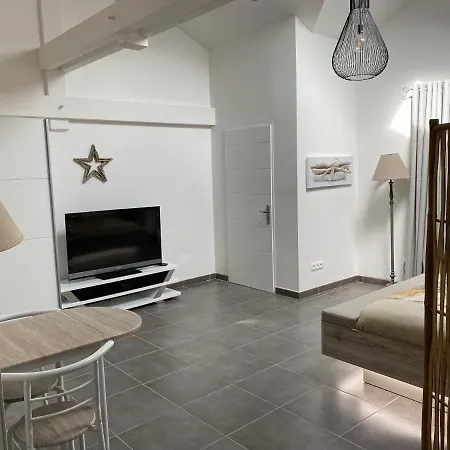 Le De L Albizia Bed & Breakfast 4*
